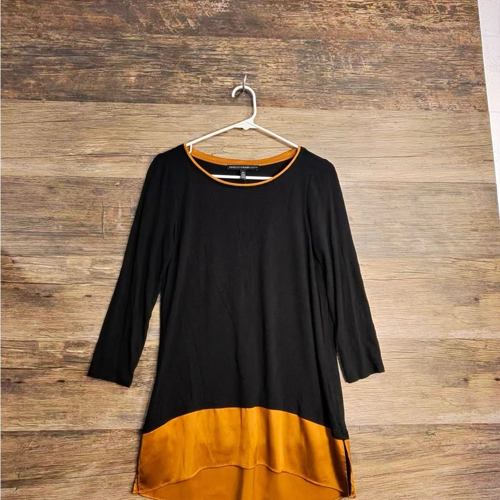White House Black Market Black and Gold‎ Blouse